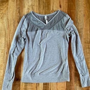Lululemon transitional top